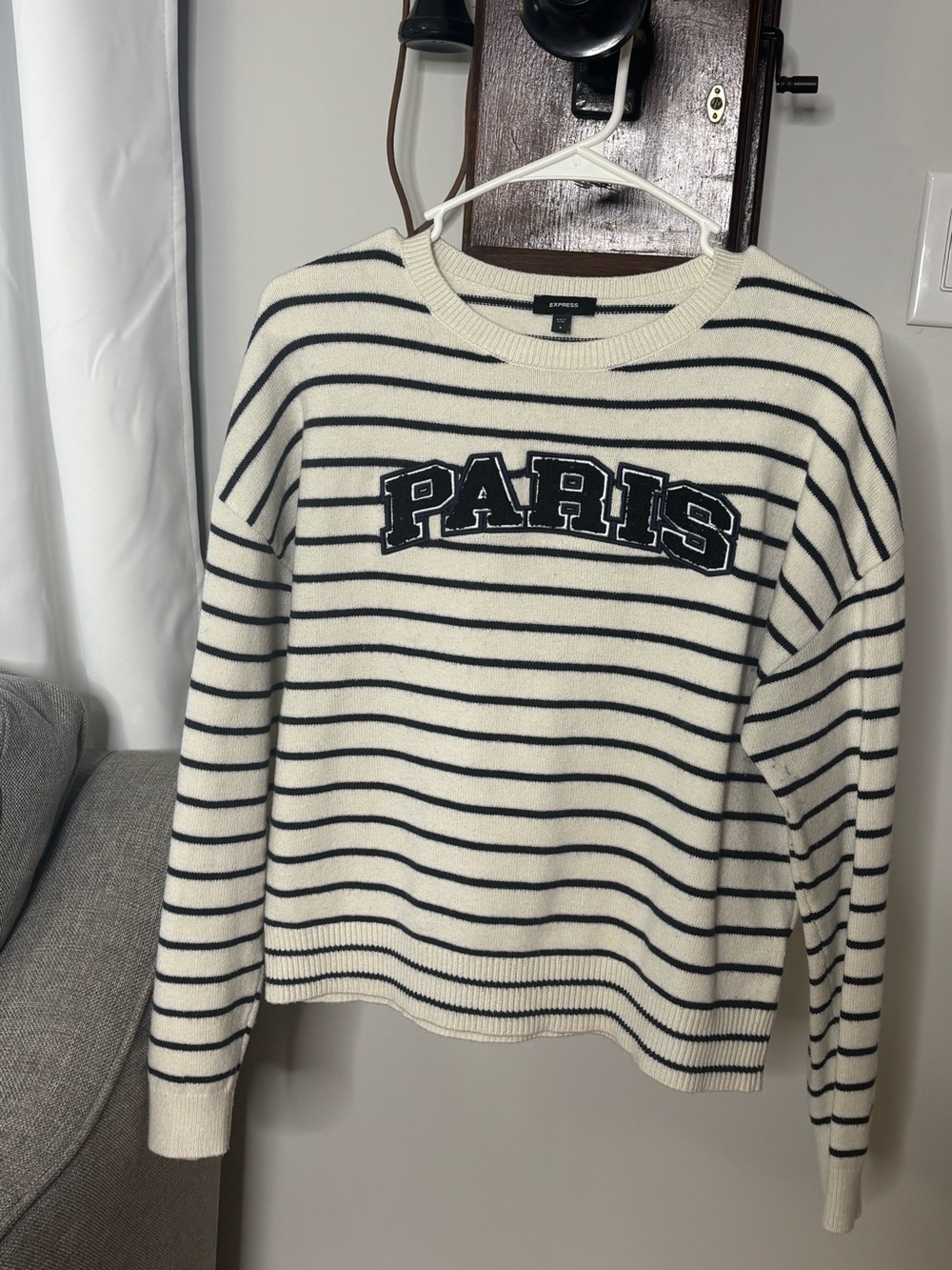 🖤 EXPRESS Striped Sweater – Size Small – Excellent Condition